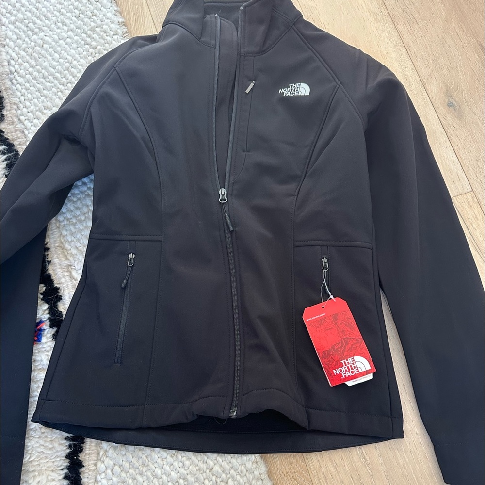 North face women’s apex barrier soft shell jacket